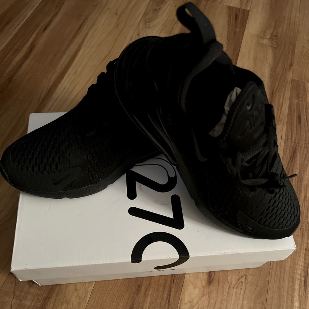 W Air Max 270